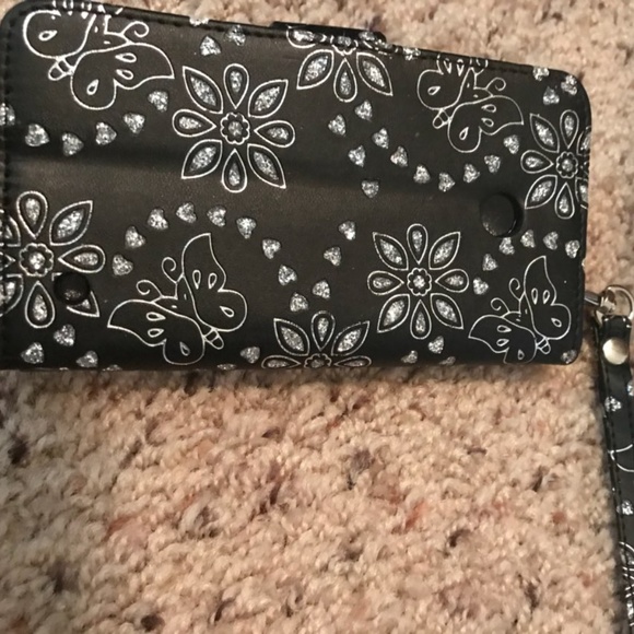 Accessories - small phone wristlet